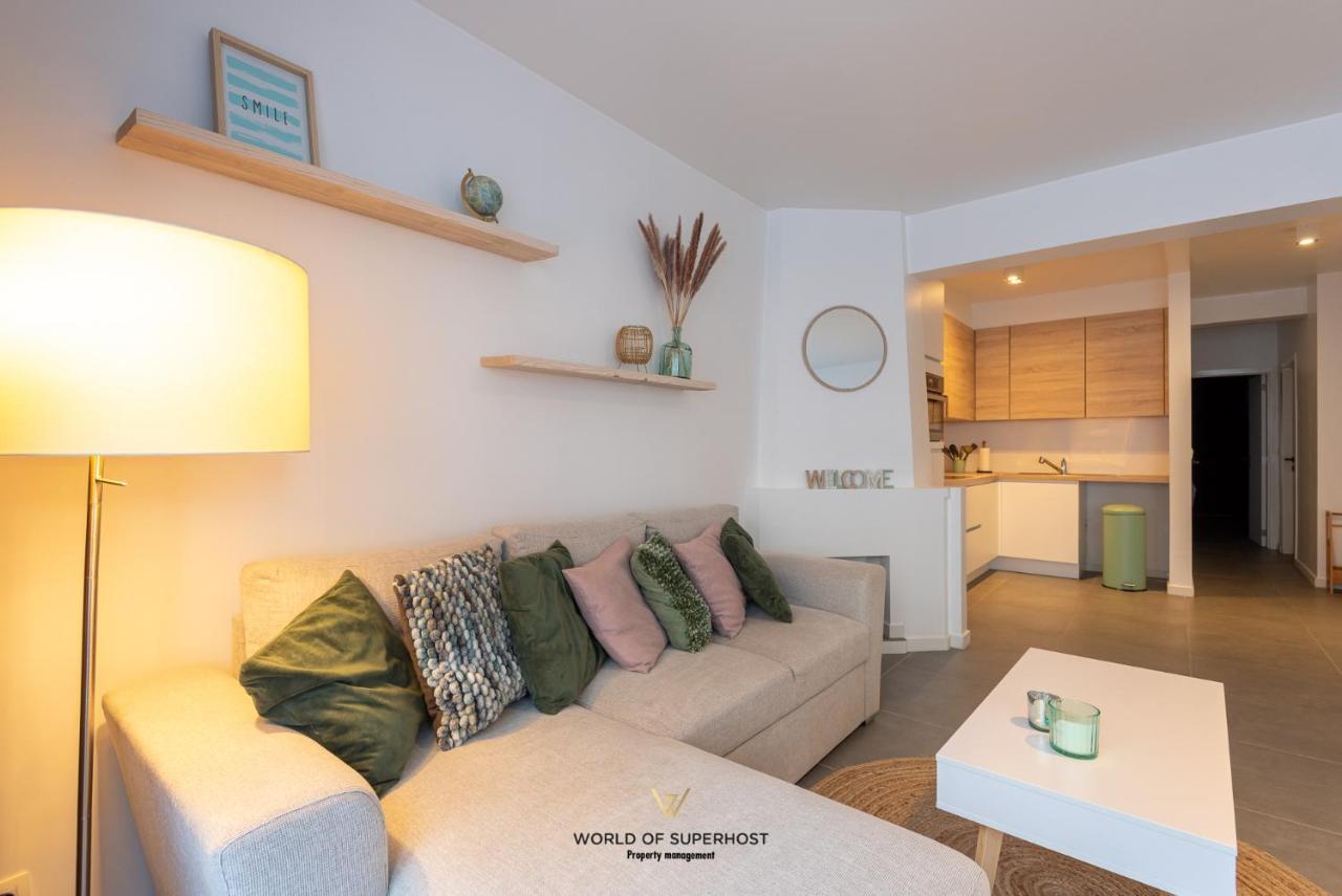 Spacious Apartment Closeby The Sea Up To 6 People! Oostende Exteriör bild